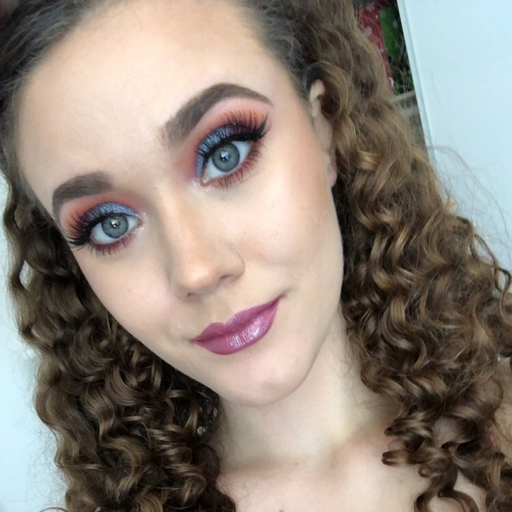 Meet your Posher, Victoria